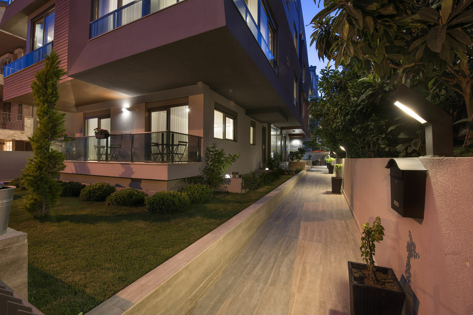 Trend Suites Antalya Exterior photo